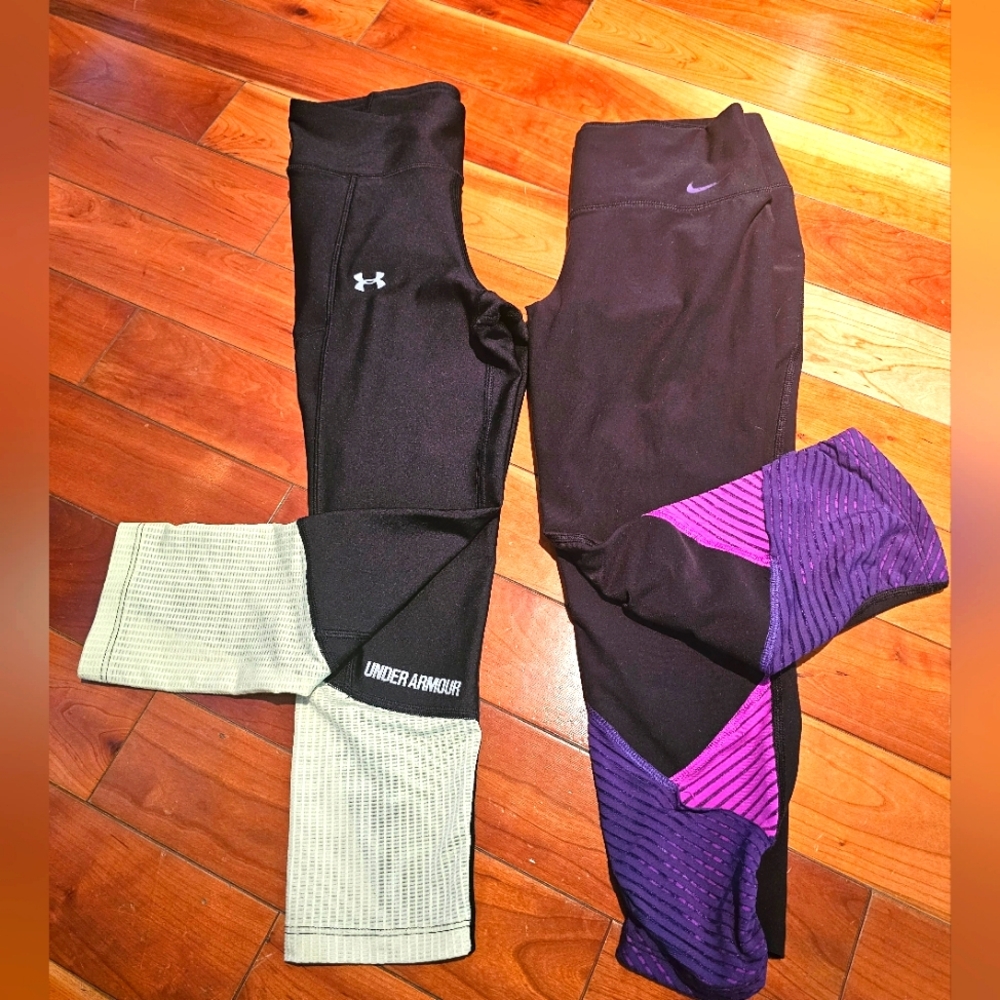 2/40$ Under Armour and Nike leggings